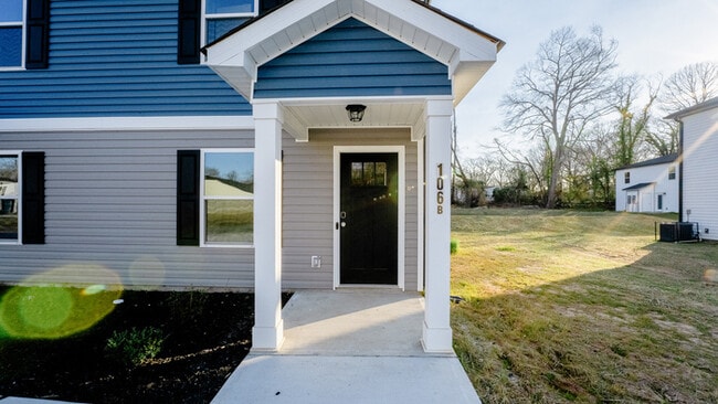 Photo - 203 Cromer Rd