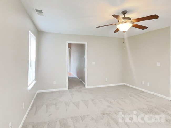 Photo - 501 Homey Dr