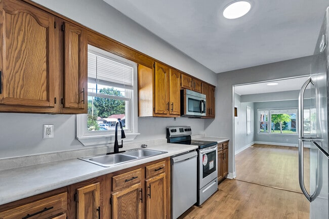Photo - 325 Arbor Ave