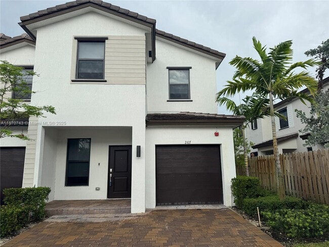 Building Photo - 267 SW 159th Dr Rental