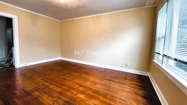 Photo - Vintage 1 BD | 1 BA Apartment in the Heart of Hawthorne/Belmont Unit 2918