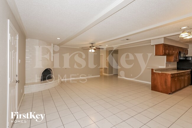 Photo - 2005 Tulsa St