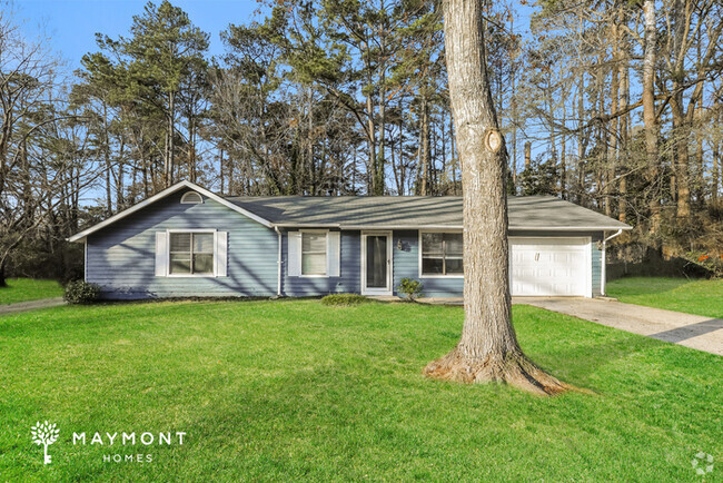 Building Photo - Charming 4 Bedroom Home in Jonesboro, GA