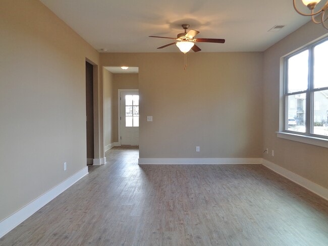 Photo - Townhome For Rent in Calera, AL - Available to View with 48 Hour Notice!!!
