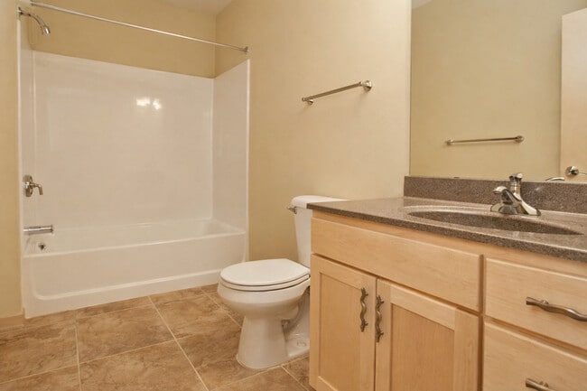 Photo - Baldwin Corners Apartments