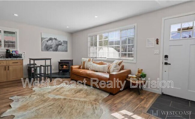 Photo - 2189 First Street