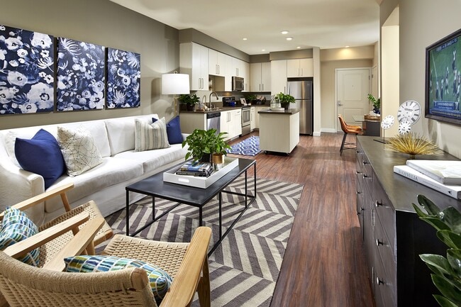 Building Photo - Ascent