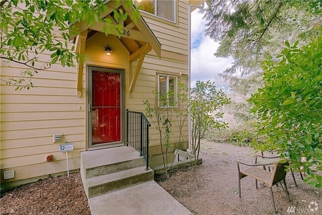 Building Photo - Highland Park Townhouse