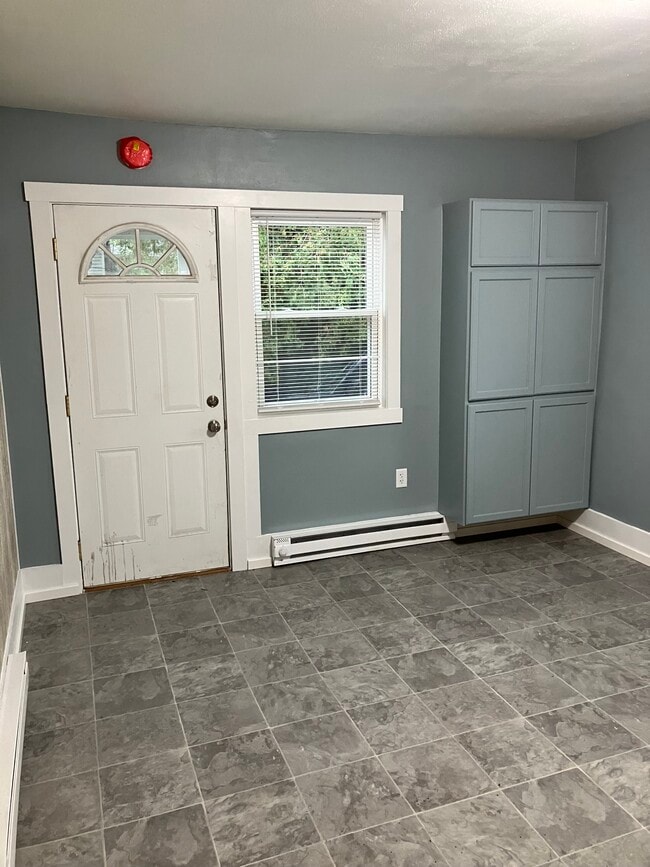 Photo - 825 Grand Ave Unit Studio