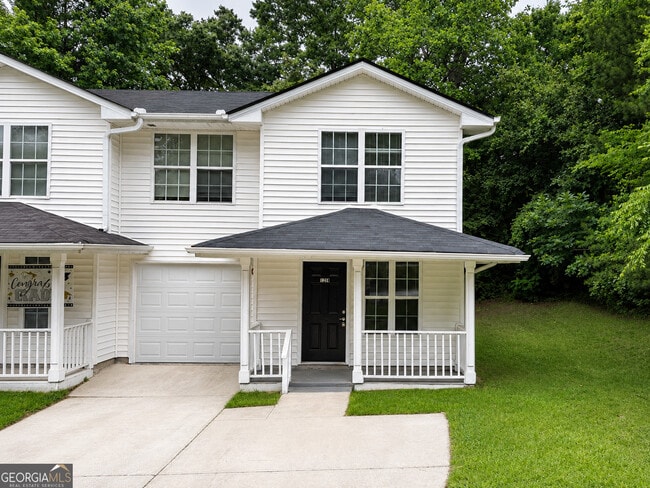 Building Photo - 1240 Pinedale Cir NW