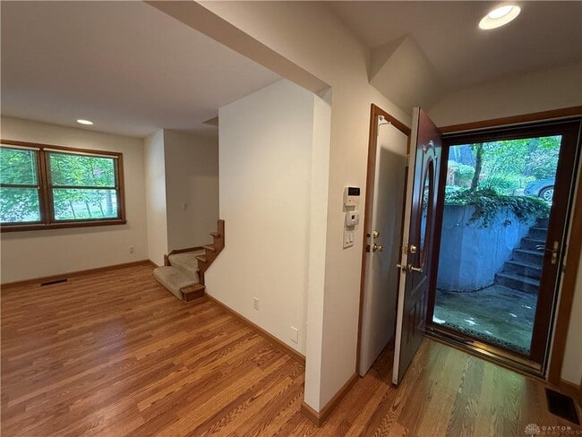 Photo - 2162 Willowgrove Ave