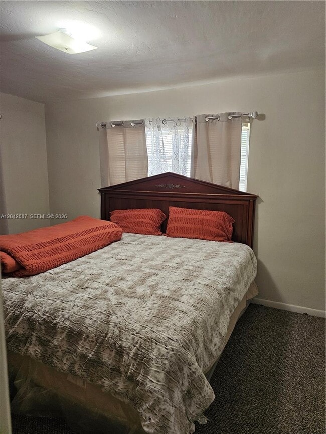 Photo - 9905 Marlin Rd