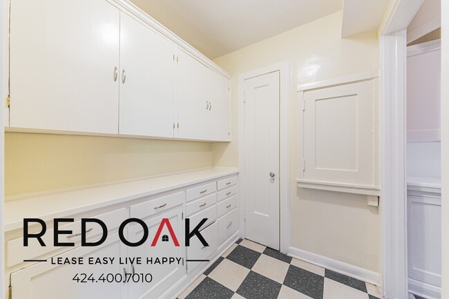 Photo - 3278 Wilshire Blvd Unit 305