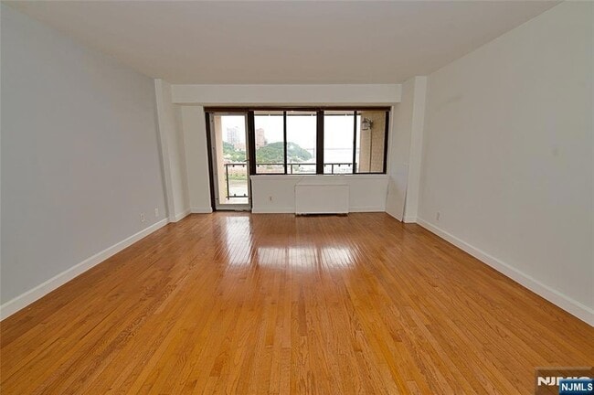 Photo - 1203 River Rd Unit 14C