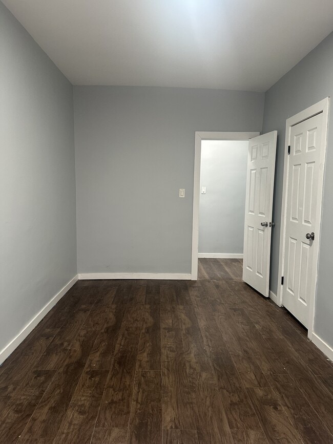 Photo - 154 Radford St