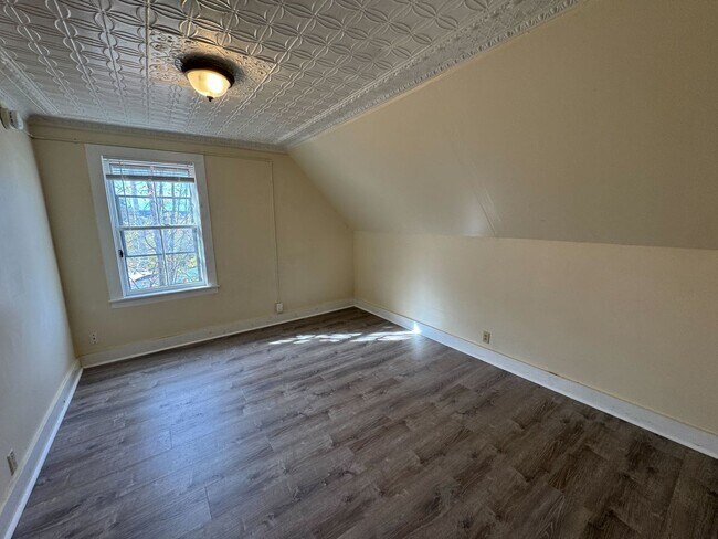 Photo - 16 Union St Unit 3