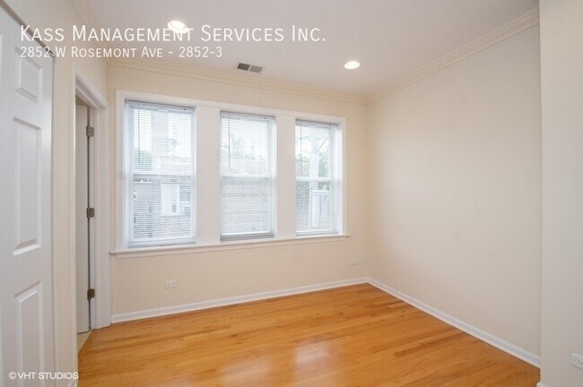 Photo - 2852 W Rosemont Ave Unit 2852-3
