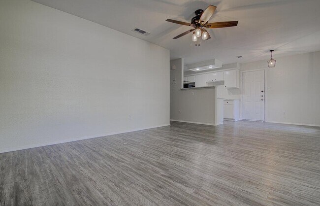 Photo - 5301 Indio Cir