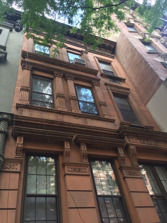 Building Photo - 316 W 83rd St Unit 3B Rental