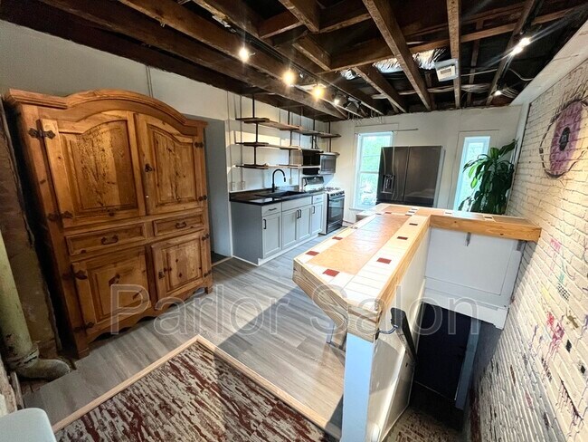 Photo - 2200 E Main St Unit 1