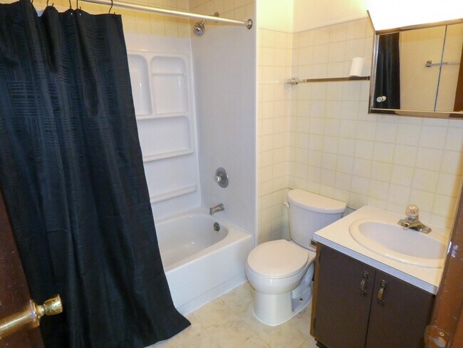 Photo - 15 E Main St