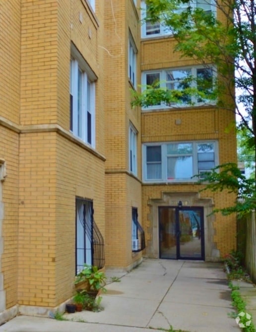 Building Photo - 3108 W Walton St Unit 3A Rental