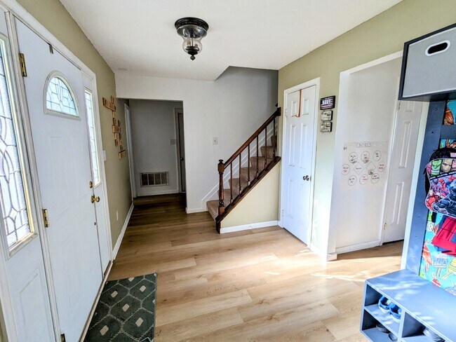 Photo - 928 Woodmark Ct