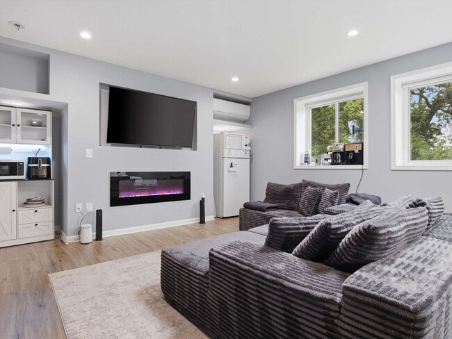 8341 Rolling Rd Unit SI ID1620560P