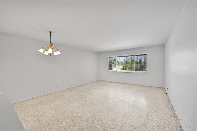 Photo - 2624 NE 32nd St Unidad 217