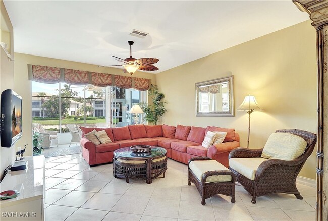 784 Carrick Bend Cir Unit 101