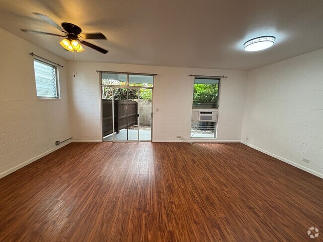 Building Photo - Moiliili - Date St - 3 Bdrm/1.5 Bath/1 Prk... Rental