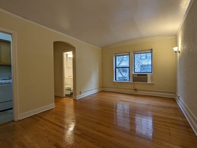Photo - 537 W Arlington Pl Unit 536-304