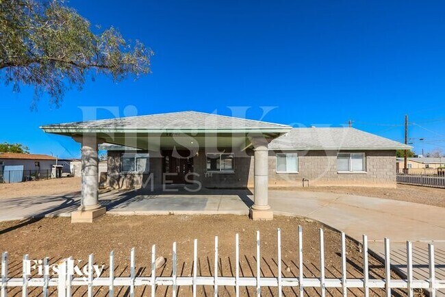 Building Photo - 11740 N 80th Dr Rental