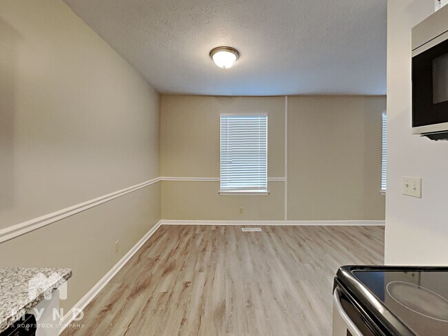 Photo - 305 Burlwood Ct Casa