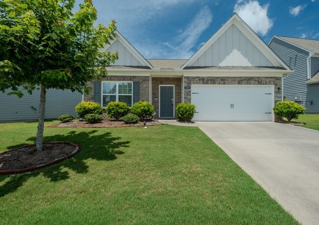 Building Photo - Move-In Ready 3BR Home | $2,100 with Lawncare or $2,000 Tenant Maintained