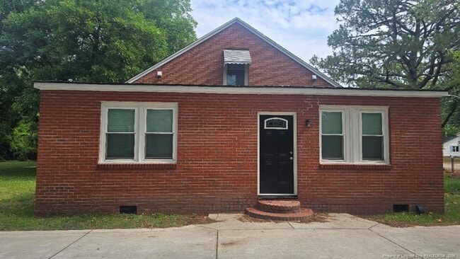 Photo - 506 Roxie Ave