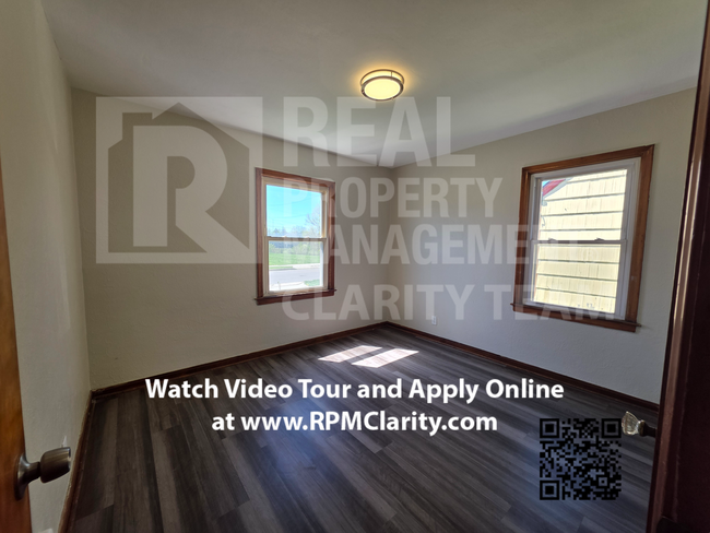 1718 Giant St