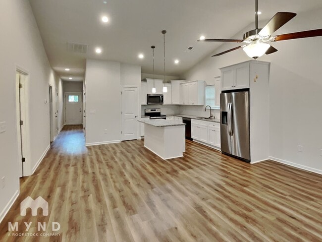 Photo - 1605 N Weldon St