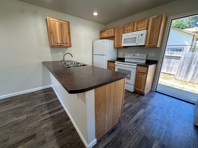 Photo - 1742 Anderson Ave Unit 1742 Anderson Ave