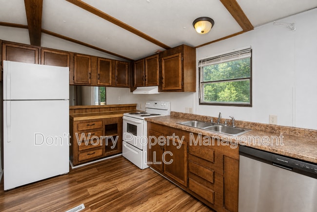 Photo - 1086 Frye Rd