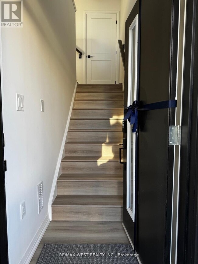 Photo - 55 Tom Brown Dr