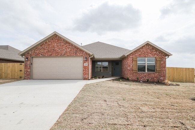 Building Photo - Beautiful Home in Centerton
