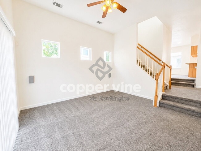 Photo - 11250 Florence St