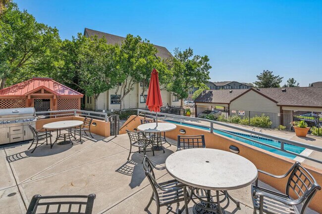 Photo - 6380 S Boston St Unidad ID1368830P