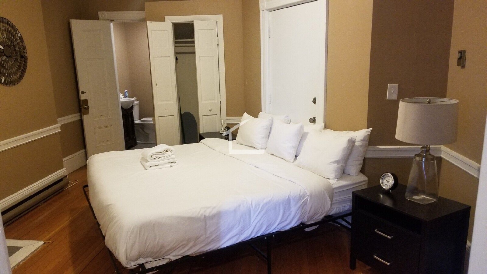 Photo - Nicely Renovated 1 bed