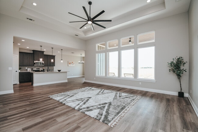 Photo - 508 Townhall Ln