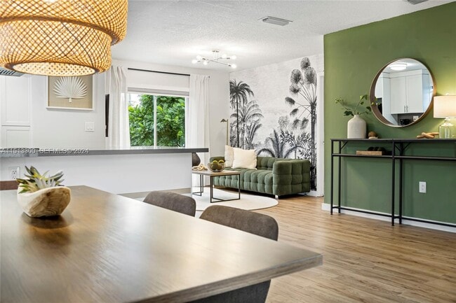 Photo - 20075 SW 87th Pl Unit Left Side