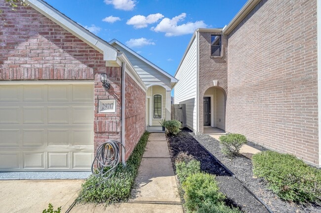 Building Photo - 29717 Buffalo Canyon Dr