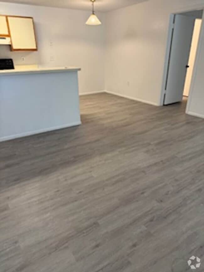 Building Photo - Landing - 974-303 Unit 974-303 Rental