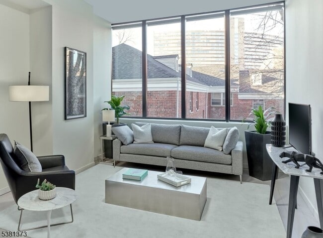 Photo - 258 S Harrison St Unit 405